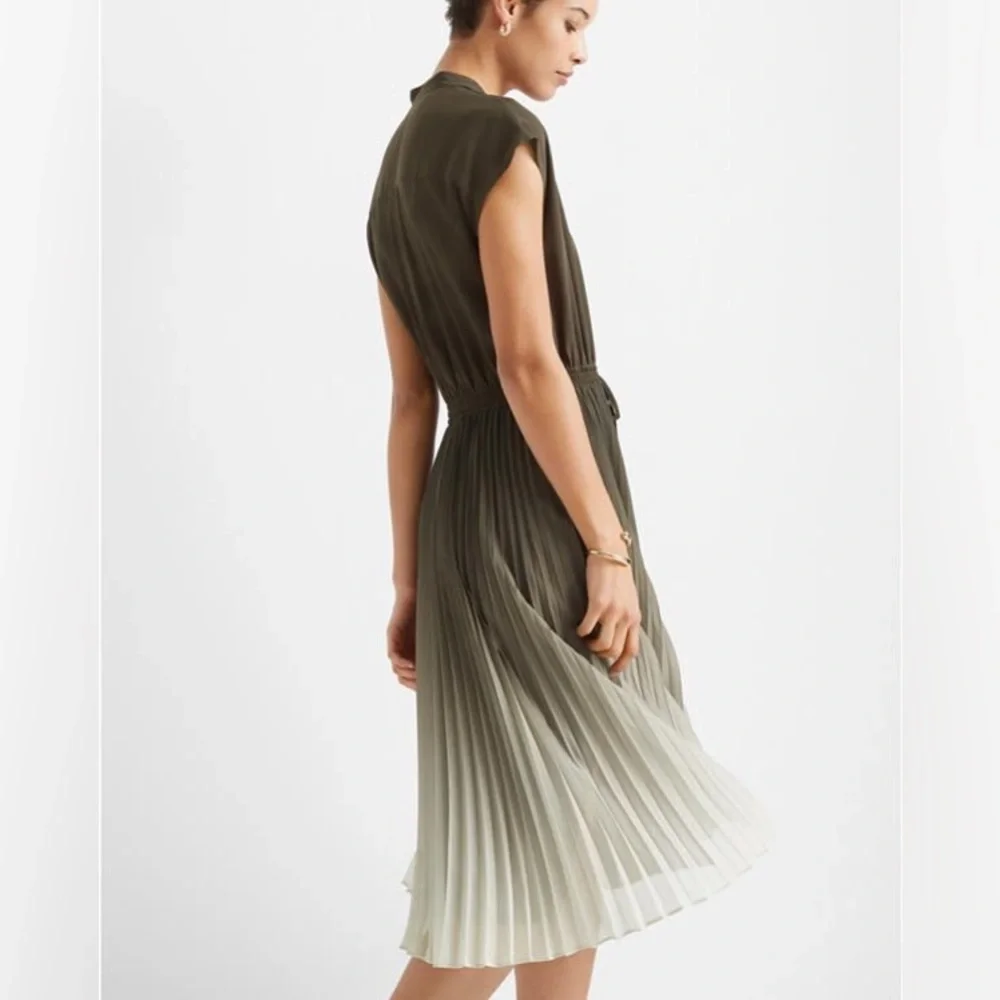 Club Monaco reposhing this